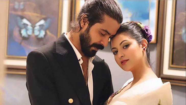 রাজ আমার গায়ে হাত তুলেছে : পরীমনি