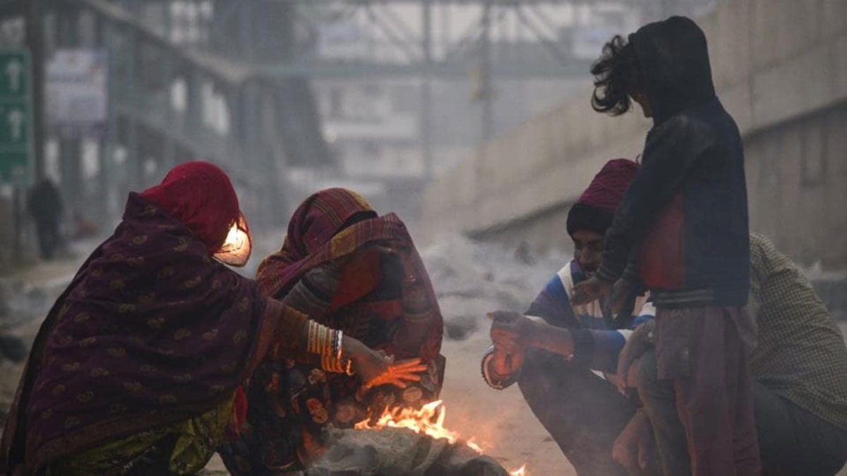 তীব্র শীতে দিল্লিতে সব স্কুল বন্ধ